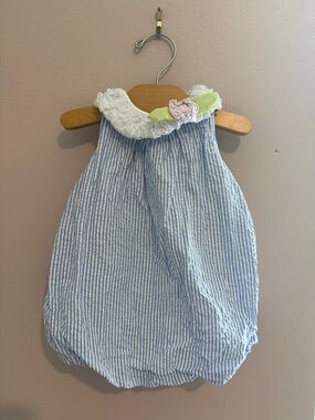 Nursery Rhyme Blue & White Striped Seersucker Bubble Romper with Lace Collar